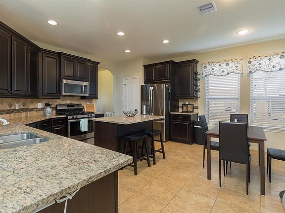 4th image of 2863 Flower Creek Ln
