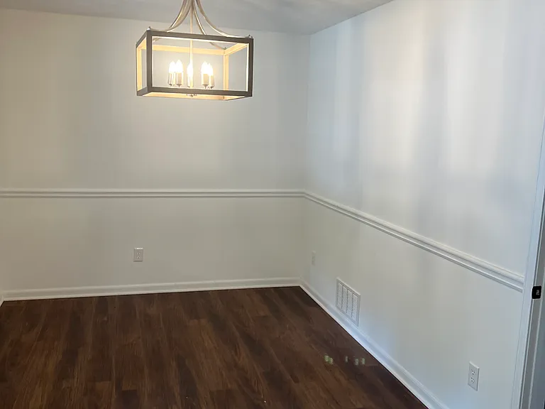 611A Seminole Dr — Photo 1