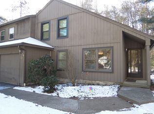 146 Thimbleberry Rd, Malta, NY 12020