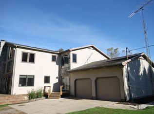 12800 N Meridian Rd, Pleasant Lake, MI 49272