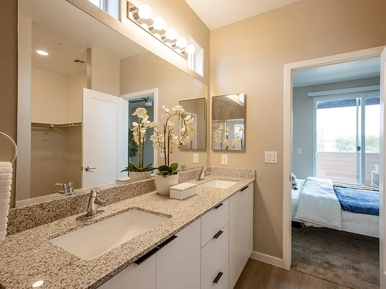8102 N 99th Ave — Photo 15