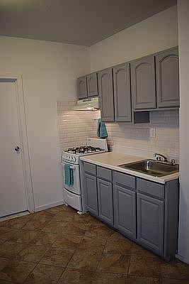 4th image of 442 E 115th St APT 1C