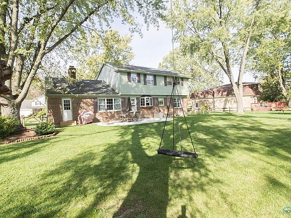 2nd image of 953 Bexley Dr