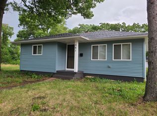 561 Hovey St, Gary, IN 46406