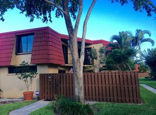 8328 Trent Ct APT A, Boca Raton, FL 33433