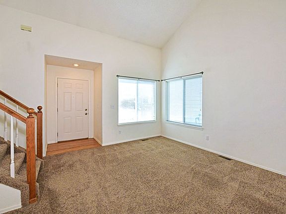 4th image of 8380 Wilmington Dr