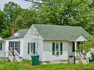 1977 Old Hollow Rd, Walkertown, NC 27051