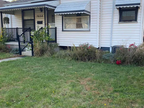 3654 20th St, Wyandotte, MI 48192