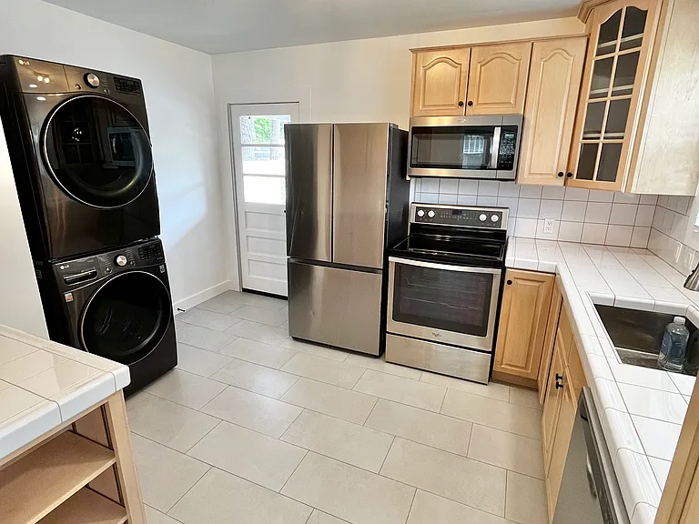 103 Buddin St — Photo 6