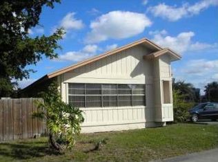 8121 SW 24th Pl, Miramar, FL 33025