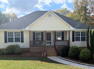 1013 Cantering Rd, High Point, NC 27262