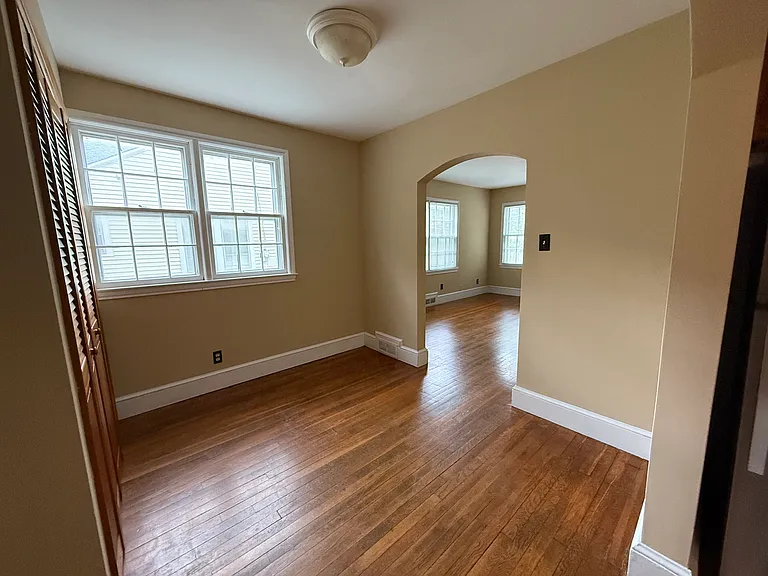 912 Madison Ave — Photo 6