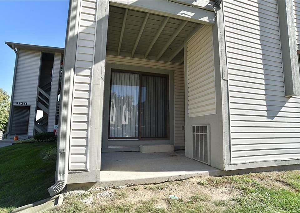 1st image of 2921 Eagles Crest Cir APT A