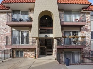 5004 Baltimore Ave APT 204, Kansas City, MO 64112