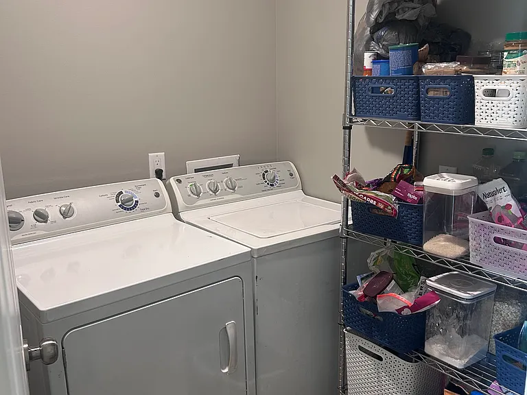 2564 Marathon Dr — Photo 4