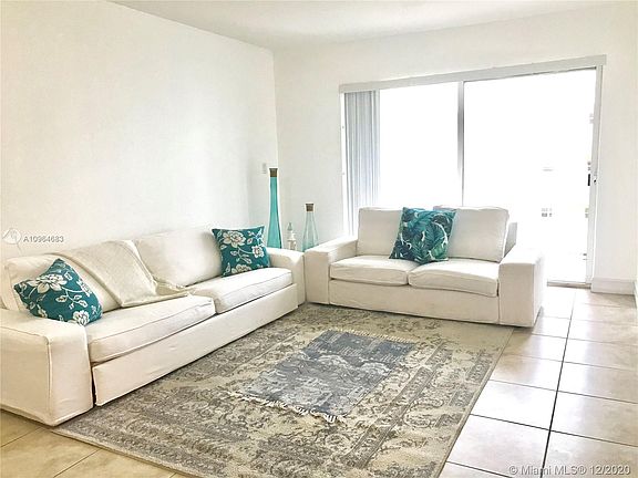 3rd image of 677 NE 24th St APT 605