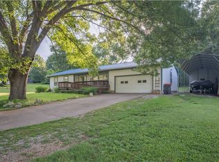 350 Glenwood Cir, Cassville, MO 65625