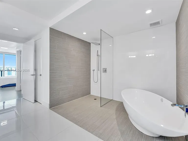 300 Sunny Isles Blvd #4-1603 — Photo 13
