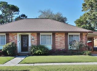 1432 Poinsettia Dr, Metairie, LA 70005