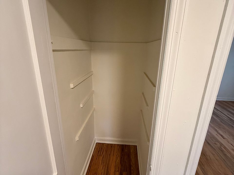 1st image of 128 W Elkinton Ave Floor 2