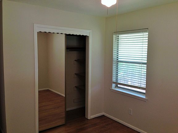 front bedroom 10' x 11'