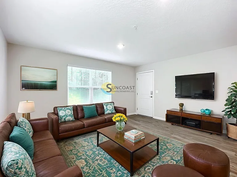 5677 George Ct #201 — Photo 1