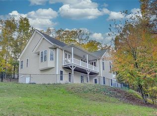 56 Gaston Mountain Rd, Asheville, NC 28806