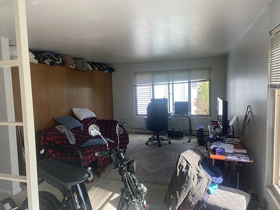 2nd image of 1300 6th Ave N APT 103
