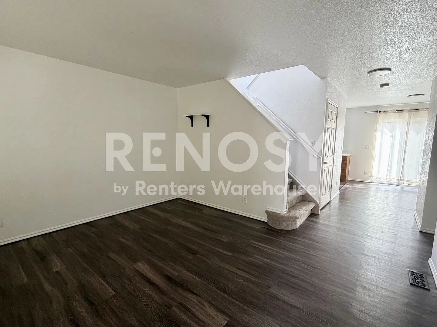 October Lease Incentive- 18969 E Linvale Pl Immediate Availability — Photo 2