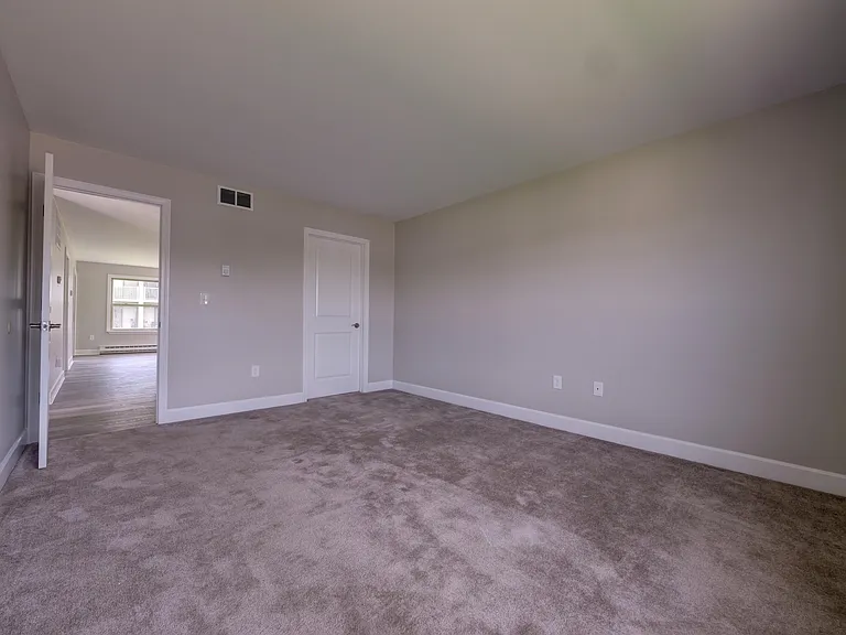 Colonie East Apartments — Photo 11