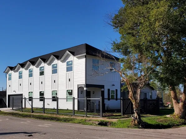 2615 Campbell St, Houston, TX 77026