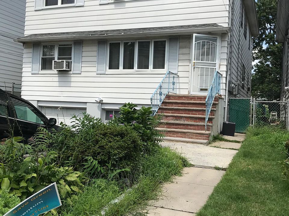 2nd image of 217 Tuscan Rd