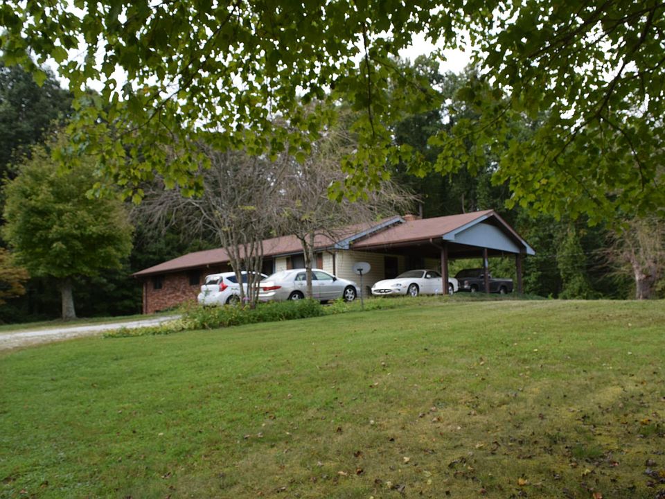 1st image of 301 Ciccone Dr