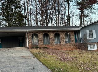 4094 Weeks Dr NW, Kennesaw, GA 30144