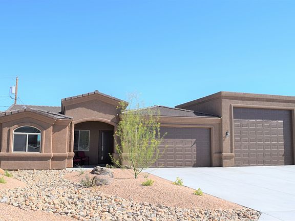 3rd image of 3664 Hattaras Ln