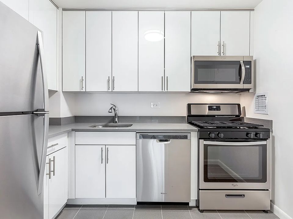 1st image of 355 S End Ave APT 27F