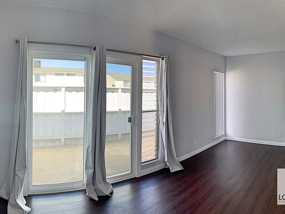 2nd image of 859 W 19th St APT 16