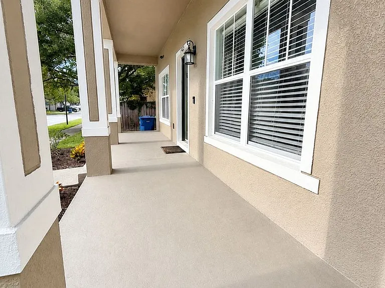 7605 N Dixon Ave — Photo 3