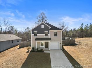 28 York Ct, Spring Lake, NC 28390