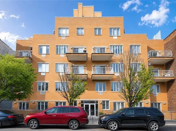 1569 West 7th Street image 1 of 26