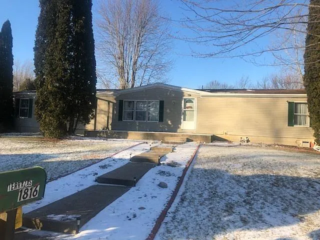 1816 La Vista Dr photo 1