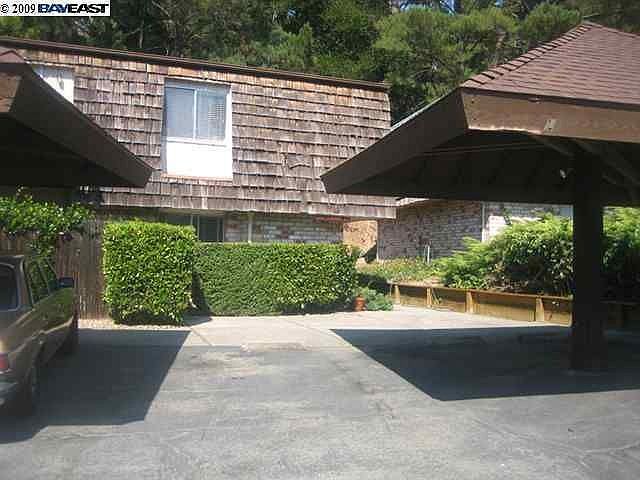 1st image of 144 Ascot Ct APT 2