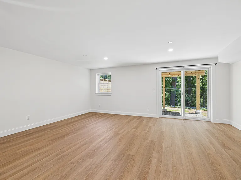 52 Gilcreast Rd #1-67 — Photo 13