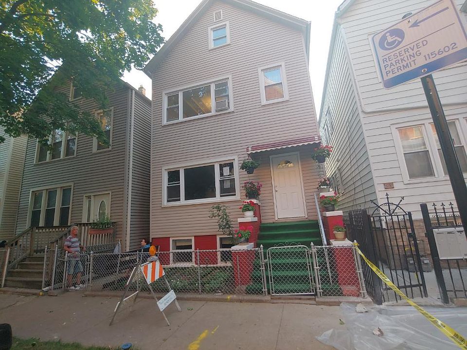 1st image of 4752 S Wood St