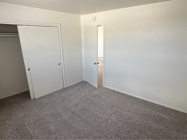 2708 Grand Ave #2 — Photo 6