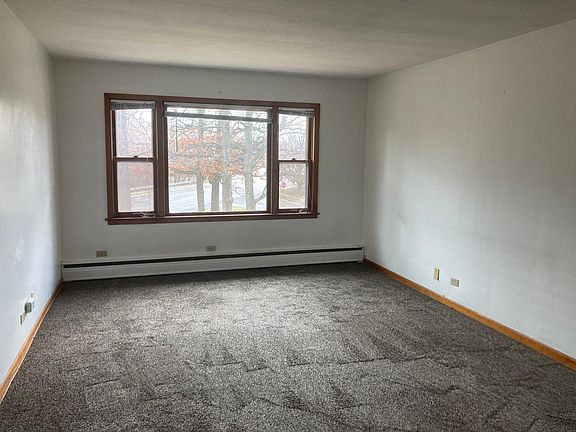 2nd image of 505 Park Ave