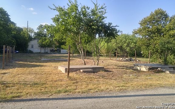 5th image of 115 Gravel St