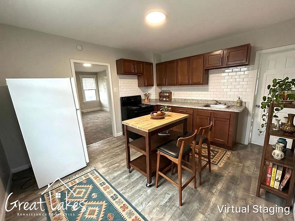 12120-12122 Saint Aubin St # B, photo 3