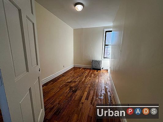 4th image of 1308 Eastern Pkwy APT 3