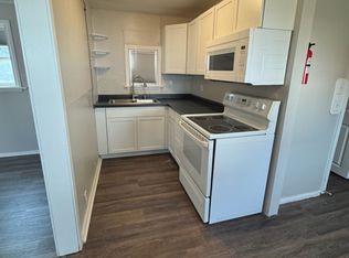 1213 1/2 W Pine St, Rawlins, WY 82301